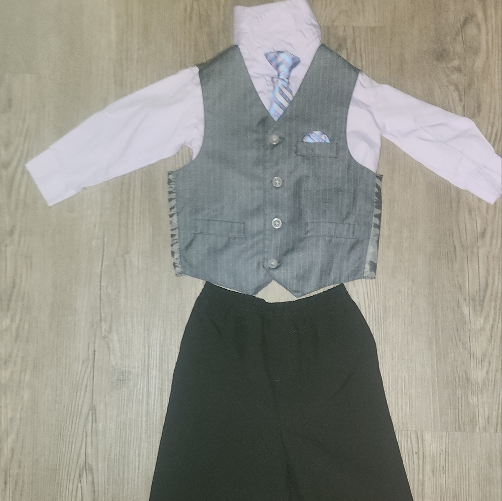 3T boys 4 peice suit